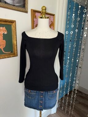 Vintage Y2K Classic Black Boatneck Long Sleeve Top